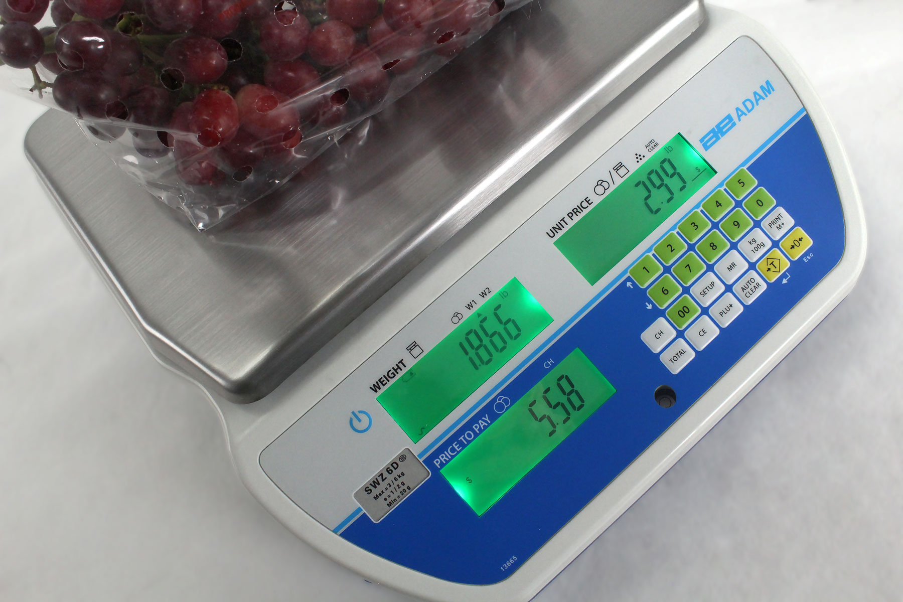 Retail Scale Weighing Fruit